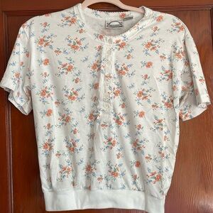 Cute vintage top